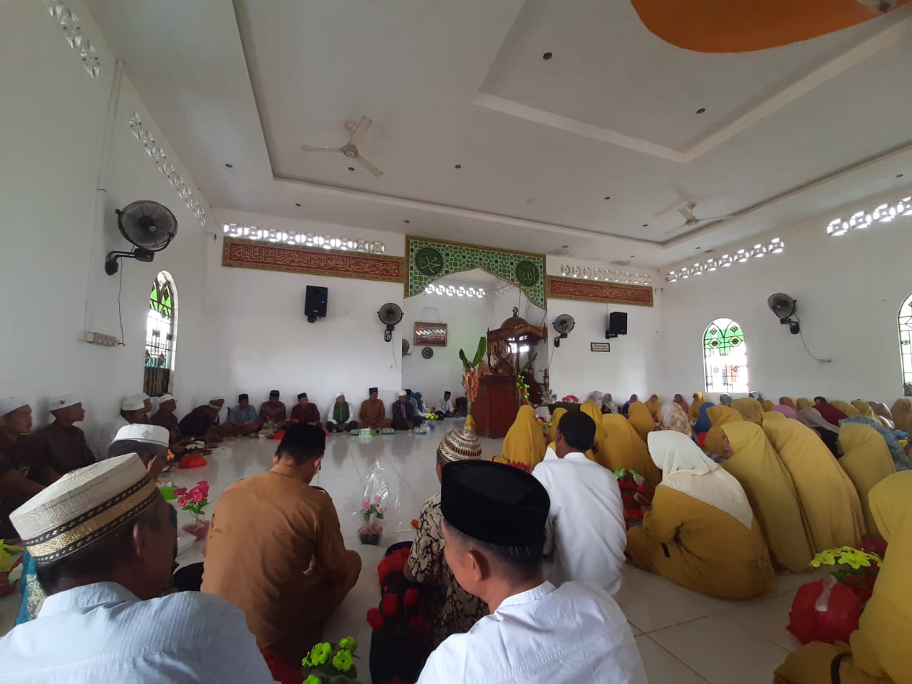 Peringatan Maulid Nabi Muhammad SAW di Masjid Nurul Ikhsan Dihadiri Kepala Desa Pemusiran